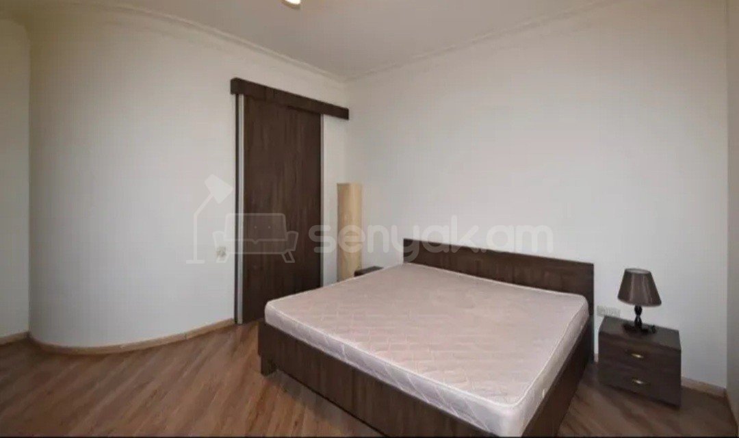 2 Սենյականոց Բնակարան Քարե Շենքում, 62քմ, 3/5 հարկ, Դիզայներական Վերանորոգված, Կահավորված, Արևկող