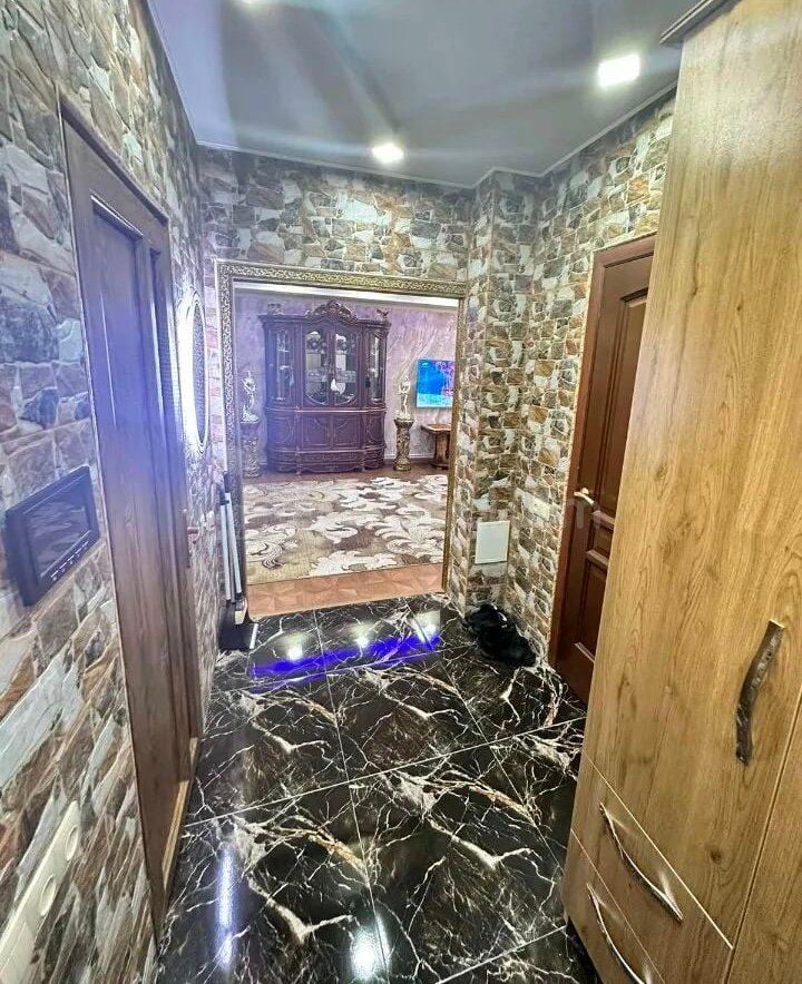 3 Սենյականոց Բնակարան, 61քմ, 3/10 հարկ, Կապիտալ Վերանորոգված