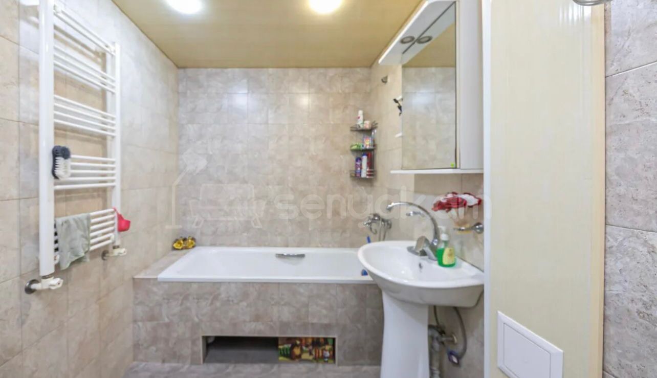 3 Սենյականոց Բնակարան, 65քմ, 8/9 հարկ, Կապիտալ Վերանորոգված