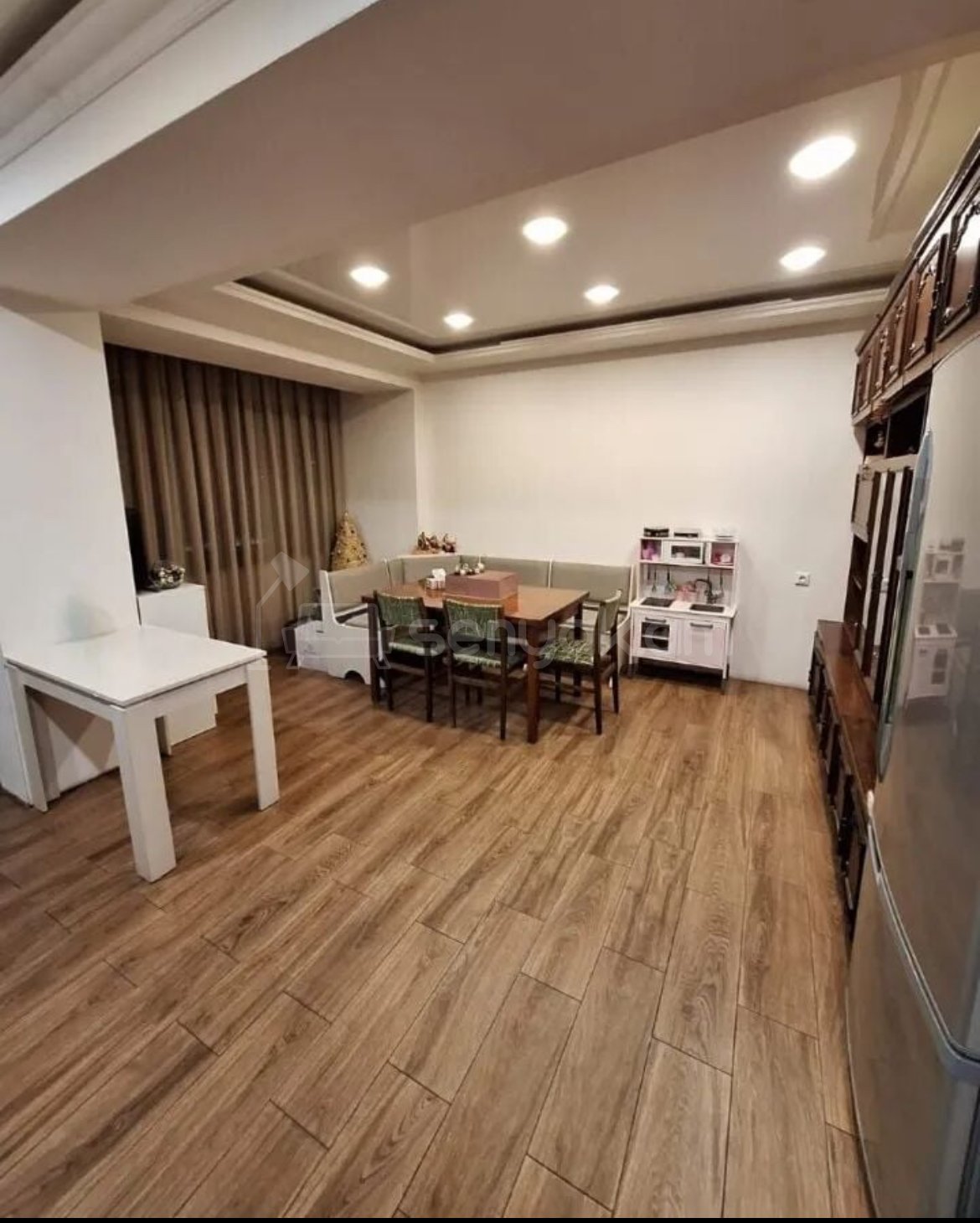 3 Սենյականոց Բնակարան, 103քմ, 8/14 հարկ, Կապիտալ Վերանորոգված