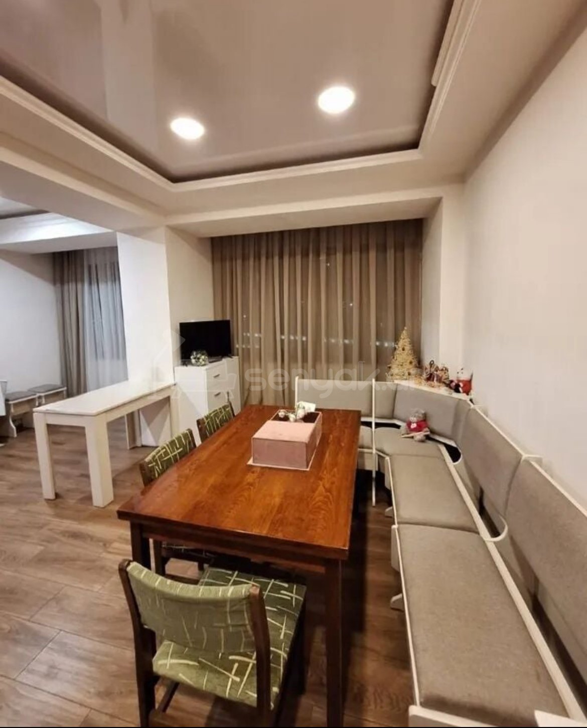 3 Սենյականոց Բնակարան, 103քմ, 8/14 հարկ, Կապիտալ Վերանորոգված