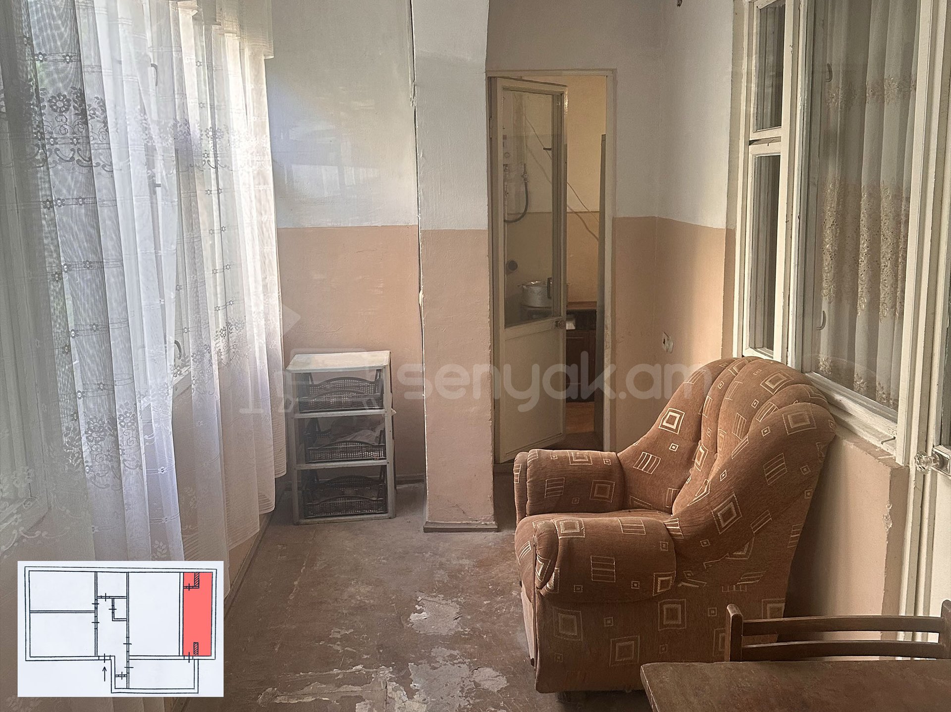 3 Սենյականոց Բնակարան, 74քմ, 1/9 հարկ, Պետական Վիճակում