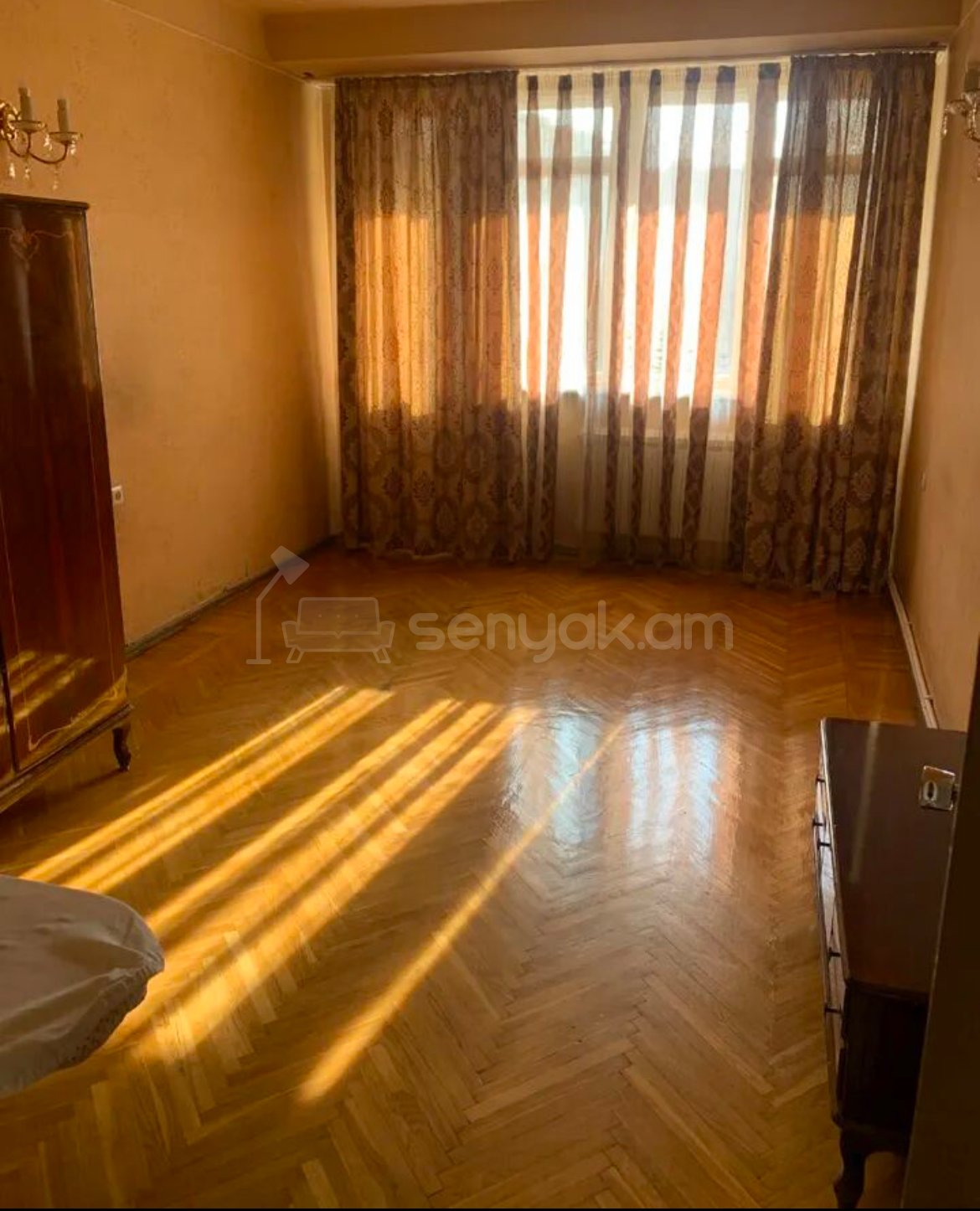 3 Սենյականոց Բնակարան, 92քմ, 4/10 հարկ, Նորմալ Վիճակում