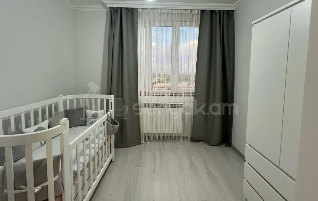 2 Սենյականոց Բնակարան Քարե Շենքում, 54քմ, 5/5 հարկ, Կապիտալ Վերանորոգված