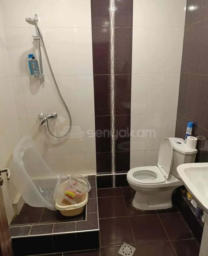 2 Սենյականոց Բնակարան, 52քմ, 3/10 հարկ, Կոսմետիկ Վերանորոգված