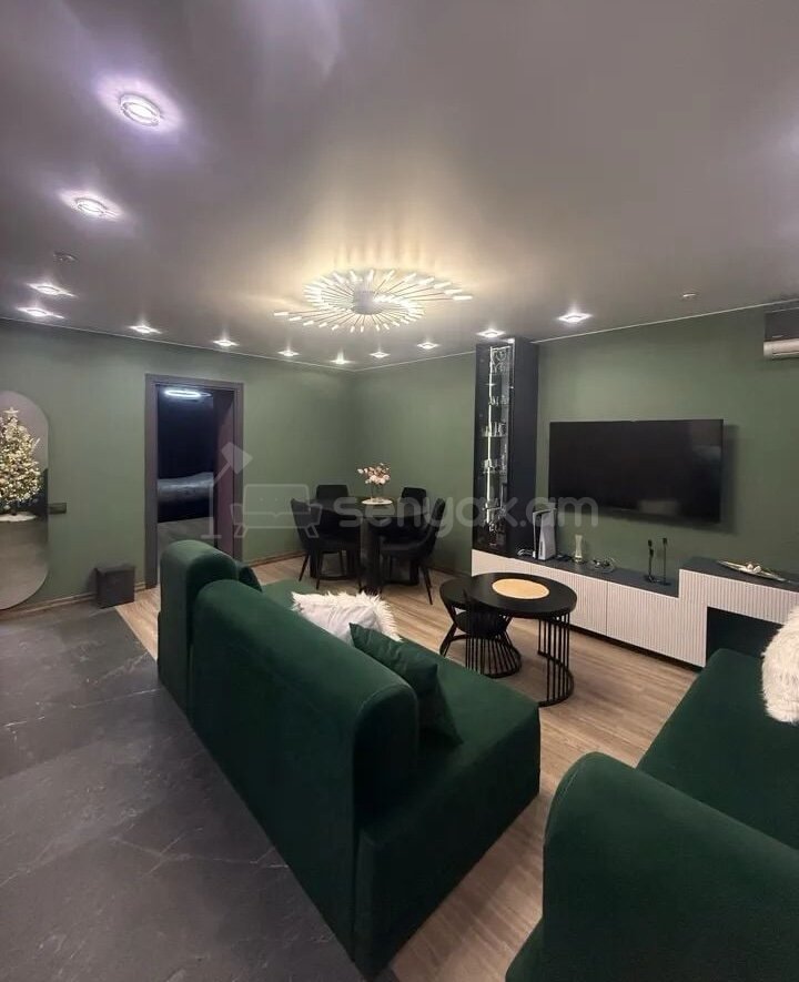 2 Սենյականոց Բնակարան Քարե Շենքում, 53քմ, 3/5 հարկ, Դիզայներական Վերանորոգված