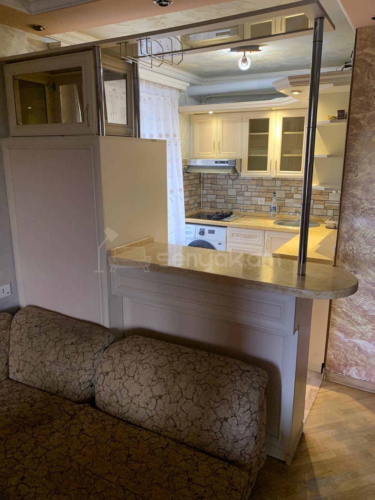 2 Սենյականոց Բնակարան Քարե Շենքում, 68քմ, 4/5 հարկ, Կապիտալ Վերանորոգված, Կահավորված, Արևկող