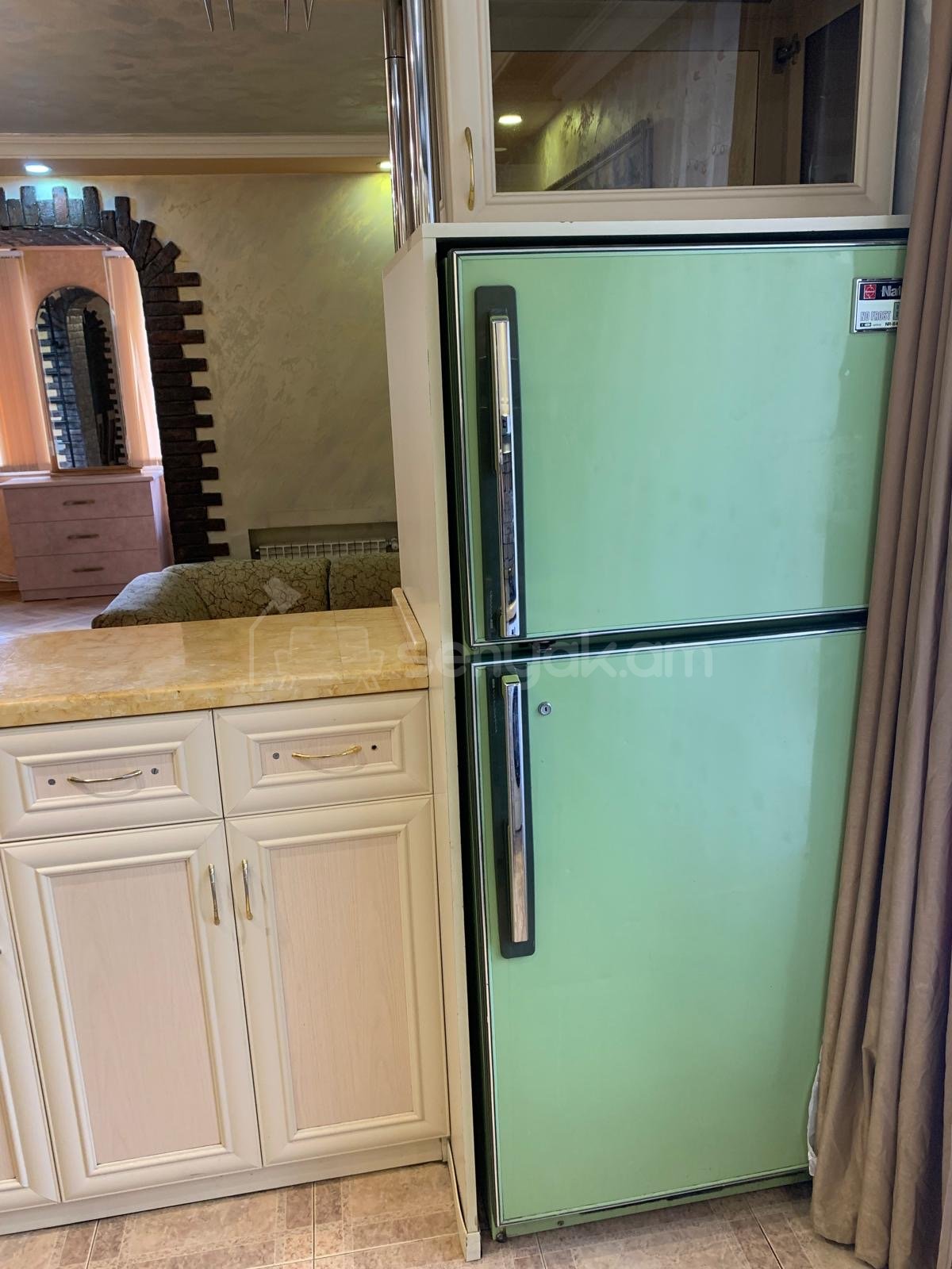 2 Սենյականոց Բնակարան Քարե Շենքում, 68քմ, 4/5 հարկ, Կապիտալ Վերանորոգված, Կահավորված, Արևկող