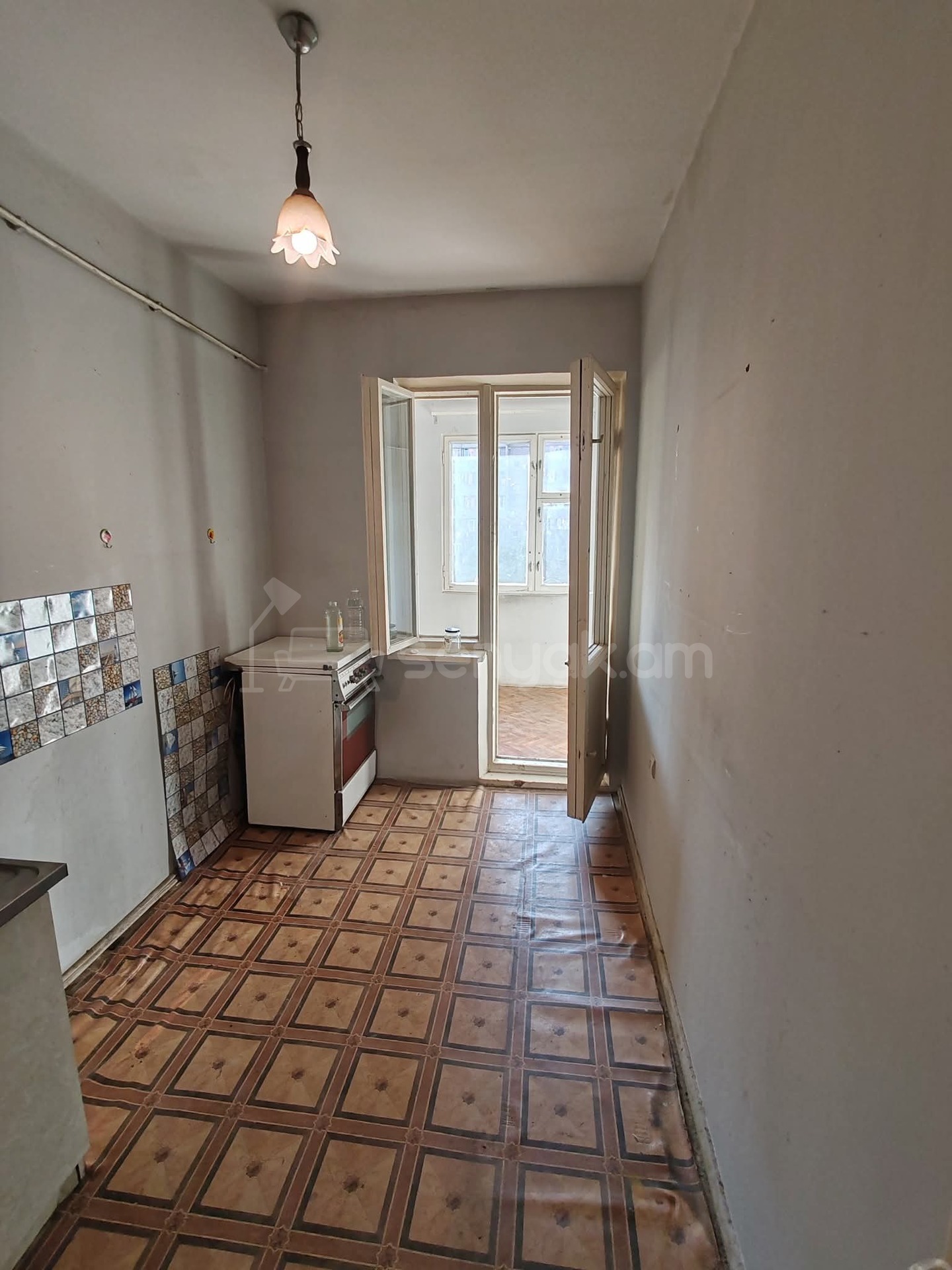 2 Սենյականոց Բնակարան, 50քմ, 3/9 հարկ, Նորմալ Վիճակում