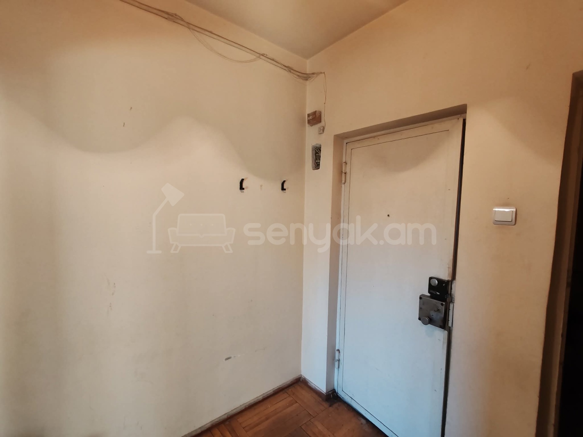 2 Սենյականոց Բնակարան, 50քմ, 3/9 հարկ, Նորմալ Վիճակում