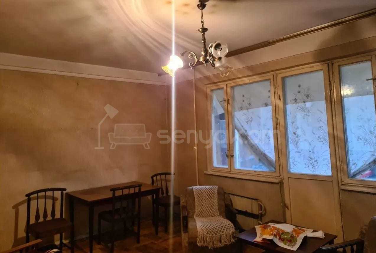 3 Սենյականոց Բնակարան, 75քմ, 1/9 հարկ, Պետական Վիճակում