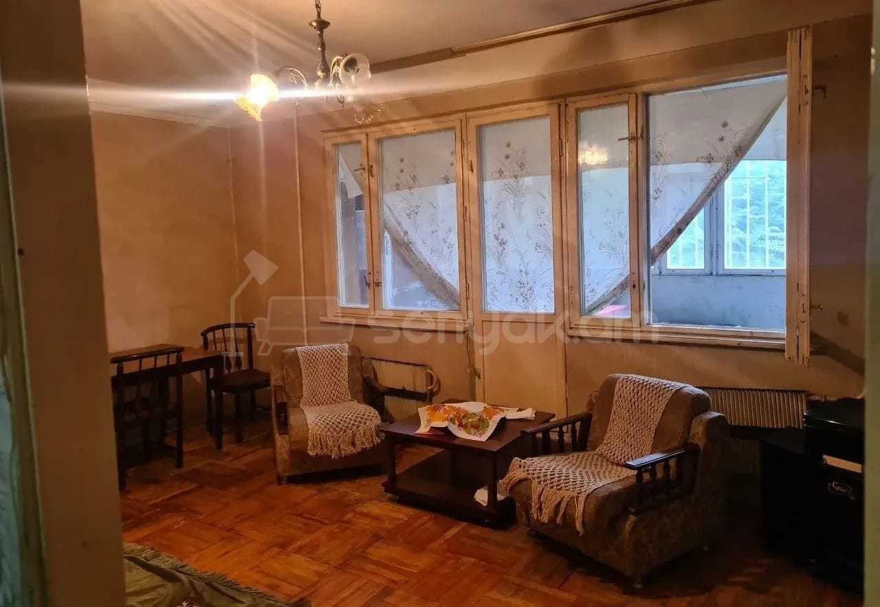 3 Սենյականոց Բնակարան, 75քմ, 1/9 հարկ, Պետական Վիճակում