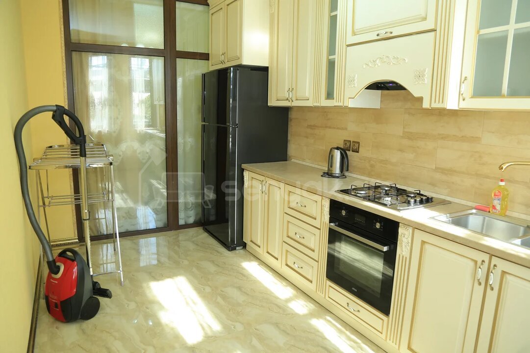 6 Սենյականոց Շքեղ Առանձնատուն, 200քմ