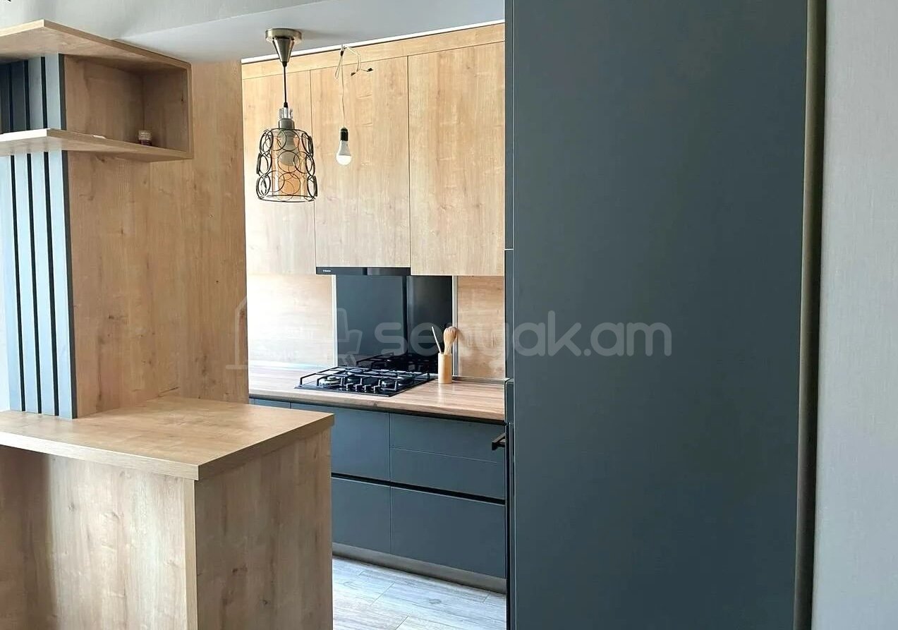 2 Սենյականոց Բնակարան, 42քմ, 4/11 հարկ, Դիզայներական Վերանորոգված, Կահավորված