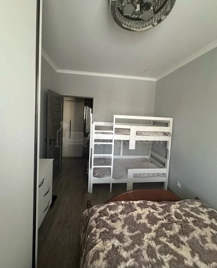 2 Սենյականոց Բնակարան, 42քմ, 4/11 հարկ, Դիզայներական Վերանորոգված, Կահավորված