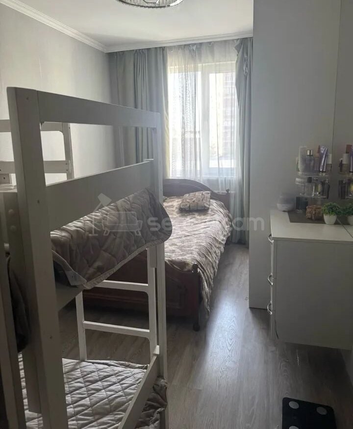 2 Սենյականոց Բնակարան, 42քմ, 4/11 հարկ, Դիզայներական Վերանորոգված, Կահավորված