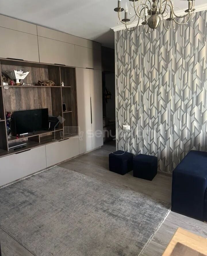 2 Սենյականոց Բնակարան, 42քմ, 4/11 հարկ, Դիզայներական Վերանորոգված, Կահավորված