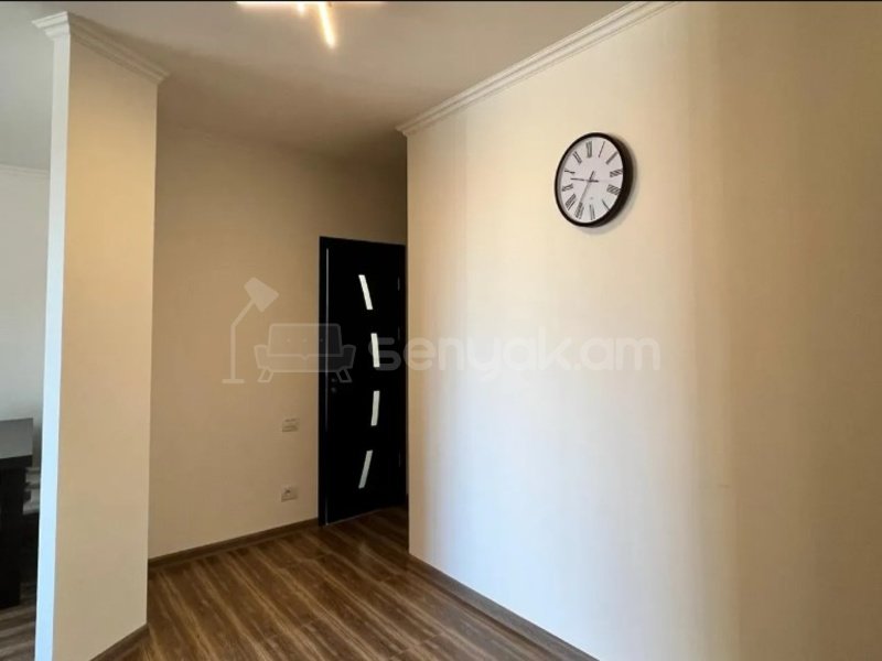 3 Սենյականոց Բնակարան Քարե Շենքում, 75քմ, 1/5 հարկ, Կապիտալ Վերանորոգված, Կահավորված, Արևկող