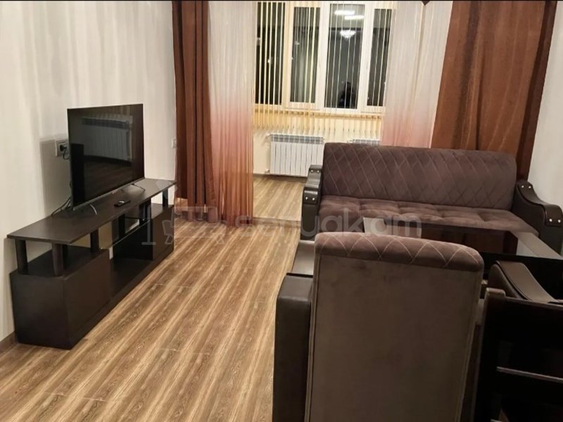 3 Սենյականոց Բնակարան Քարե Շենքում, 75քմ, 1/5 հարկ, Կապիտալ Վերանորոգված, Կահավորված, Արևկող