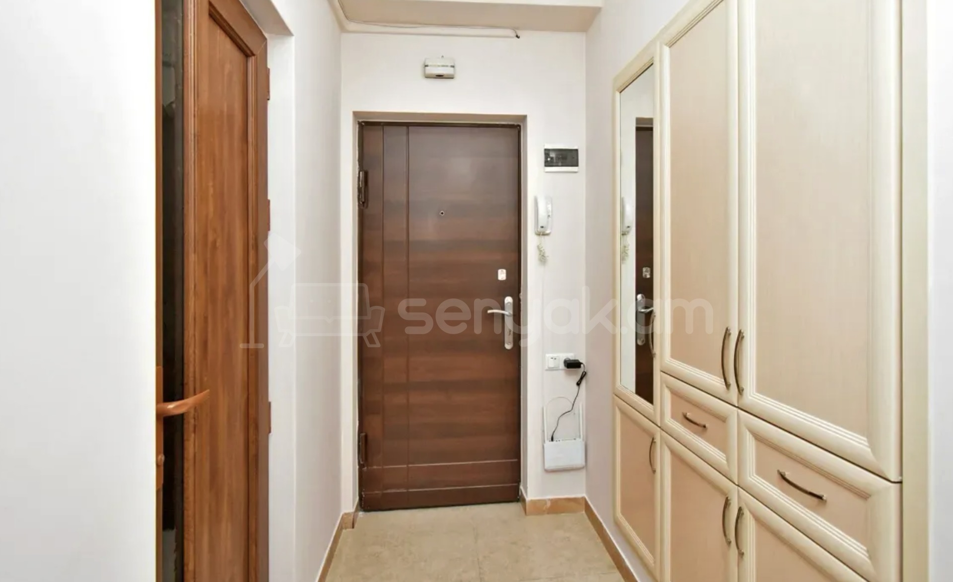 2 Սենյականոց Բնակարան, 45քմ, 7/11 հարկ, Դիզայներական Վերանորոգված, Կահավորված, Արևկող