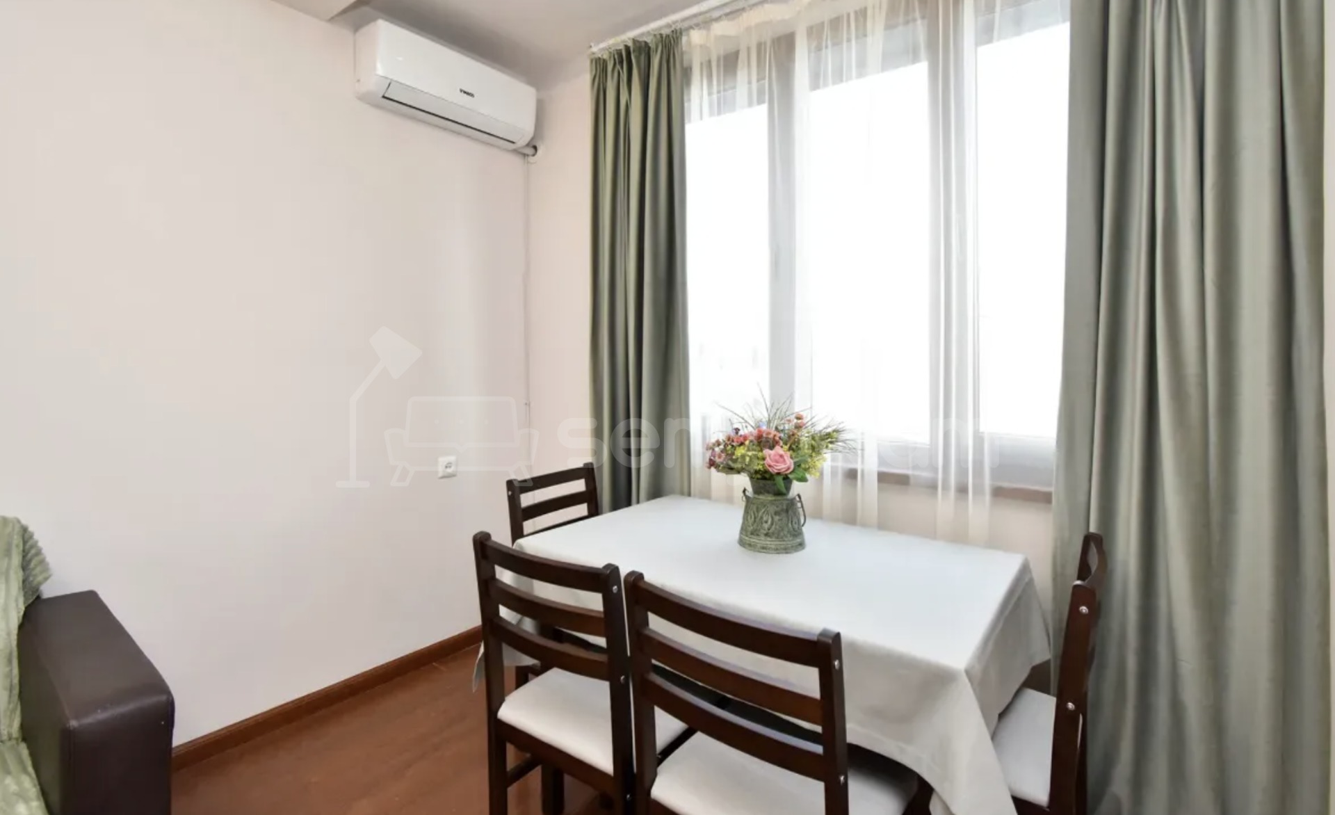 2 Սենյականոց Բնակարան, 45քմ, 7/11 հարկ, Դիզայներական Վերանորոգված, Կահավորված, Արևկող