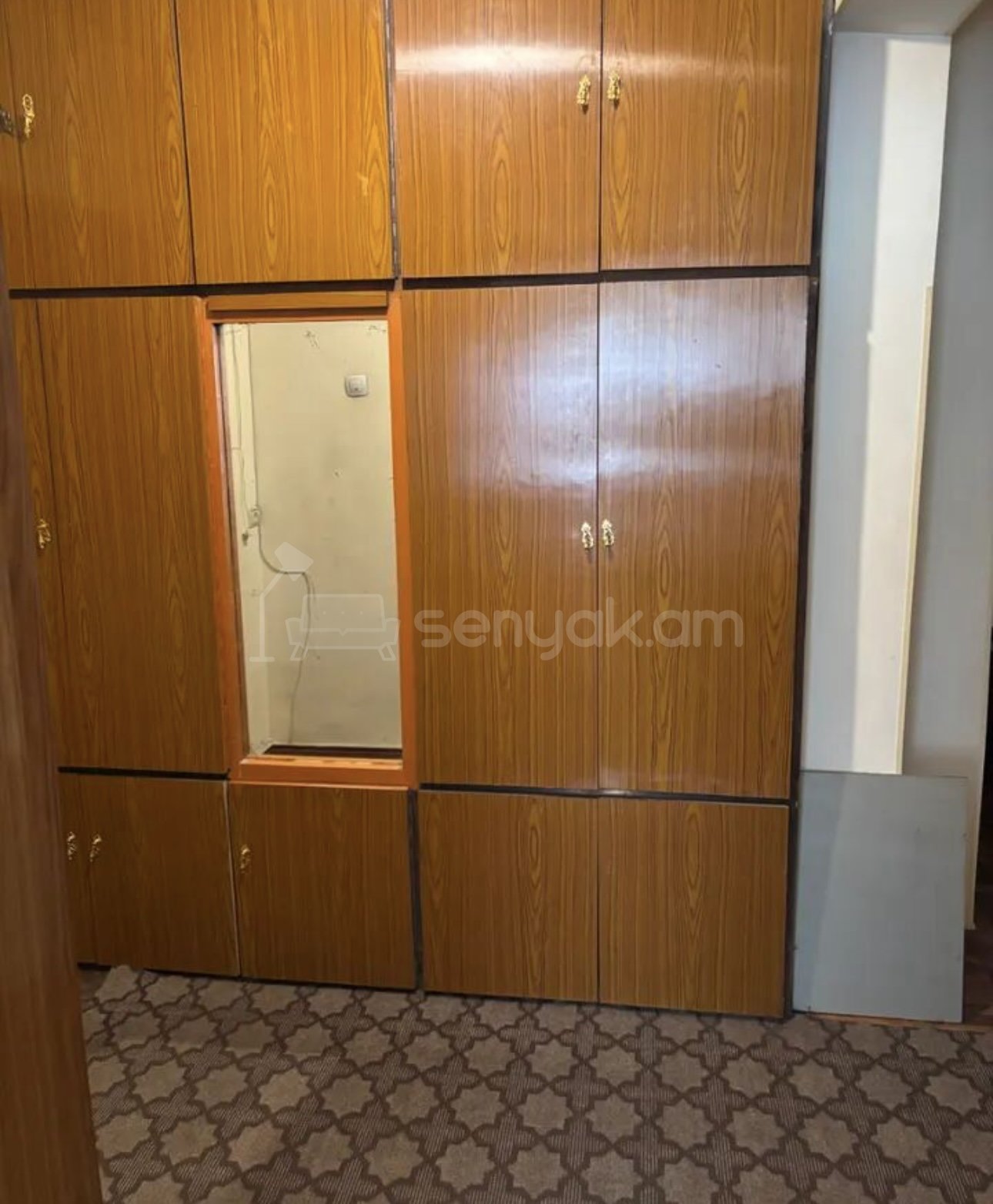 2 Սենյականոց Բնակարան, 70քմ, 1/9 հարկ, Կոսմետիկ Վերանորոգված, Կահավորված, Արևկող