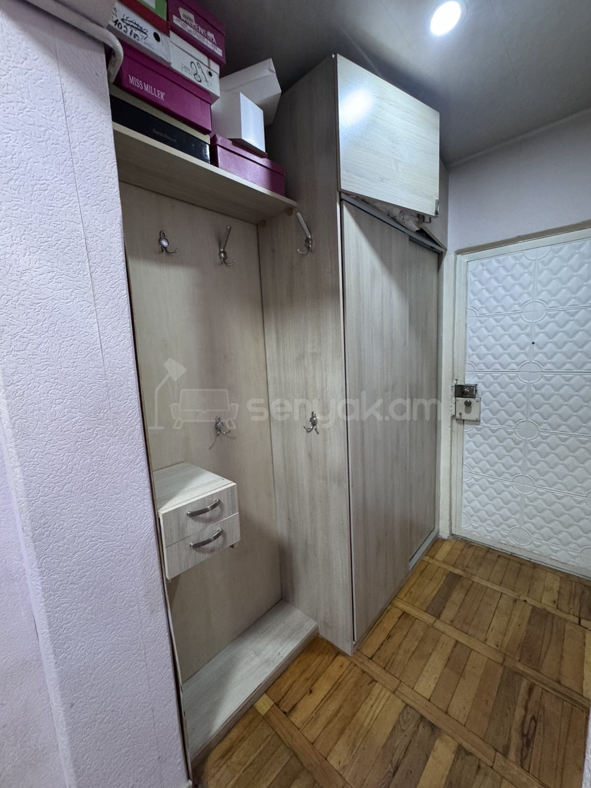 2 Սենյականոց Բնակարան, 50քմ, 3/9 հարկ, Կապիտալ Վերանորոգված, Կահավորված, Արևկող