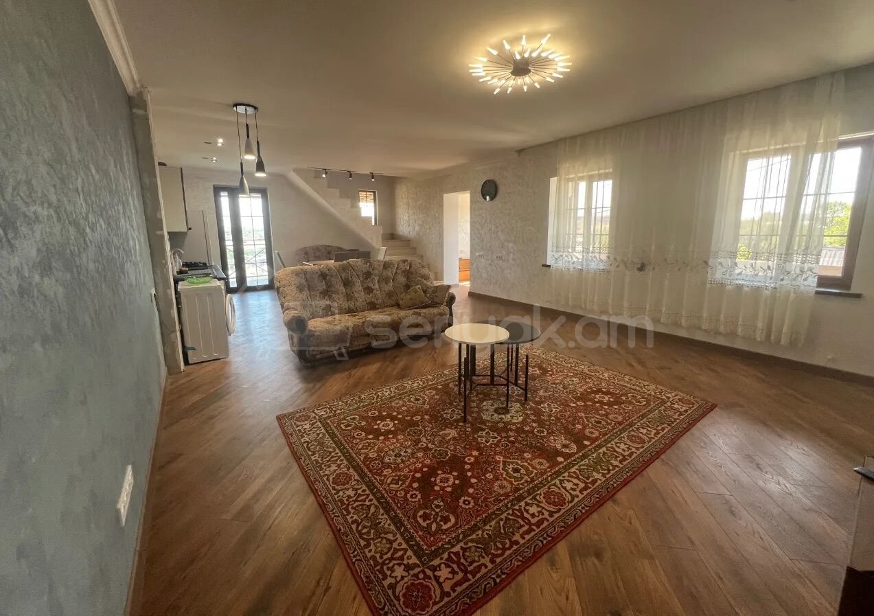 3 Սենյականոց Սեփական Տուն, 230քմ, Կապիտալ Վերանորոգված, Ավտոտնակով