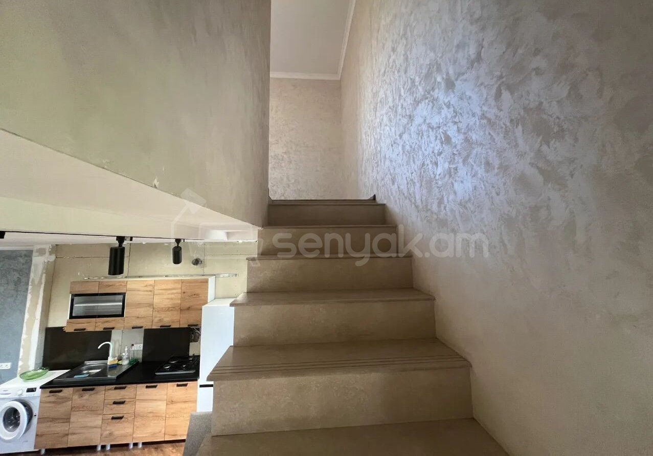 3 Սենյականոց Սեփական Տուն, 230քմ, Կապիտալ Վերանորոգված, Ավտոտնակով