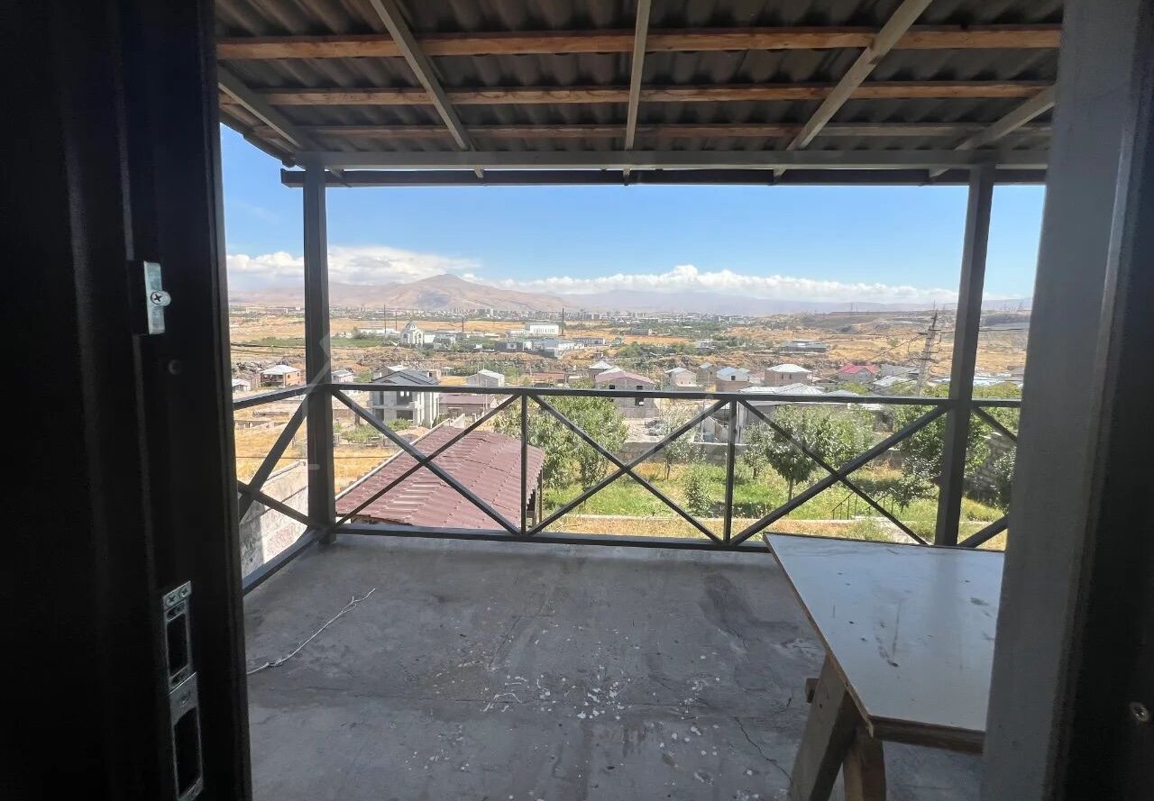 3 Սենյականոց Սեփական Տուն, 230քմ, Կապիտալ Վերանորոգված, Ավտոտնակով