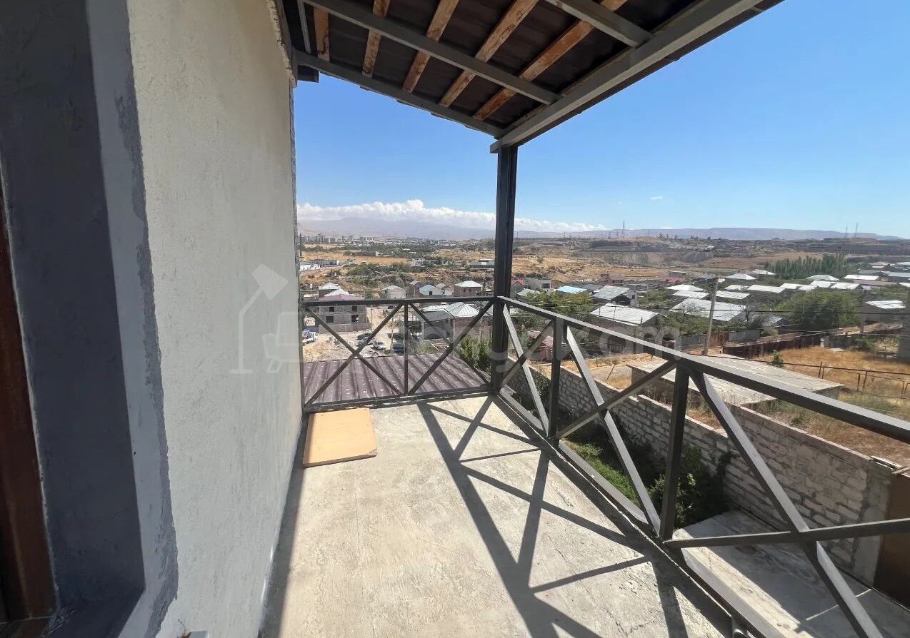 3 Սենյականոց Սեփական Տուն, 230քմ, Կապիտալ Վերանորոգված, Ավտոտնակով