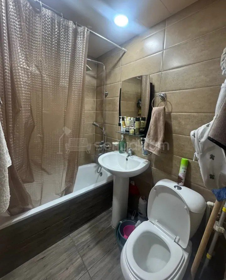 1 Սենյականոց Բնակարան, 43քմ, 6/9 հարկ, Կապիտալ Վերանորոգված