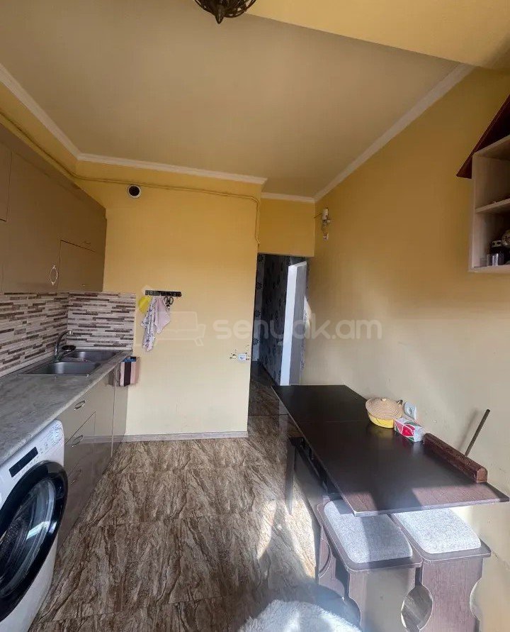 1 Սենյականոց Բնակարան, 43քմ, 6/9 հարկ, Կապիտալ Վերանորոգված