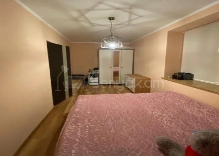 2 Սենյականոց Բնակարան Քարե Շենքում, 45քմ, 2/4 հարկ, Կապիտալ Վերանորոգված, Կահավորված, Արևկող