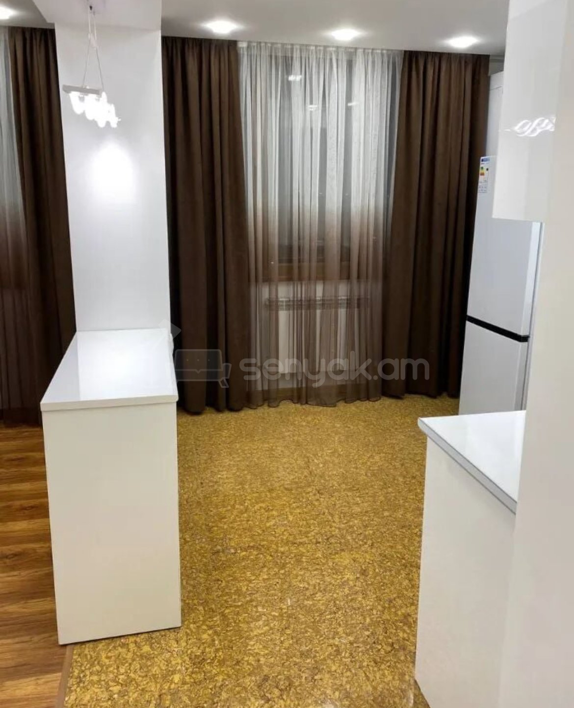 2 Սենյականոց Բնակարան, 50քմ, 9/10 հարկ, Կապիտալ Վերանորոգված, Կահավորված, Արևկող