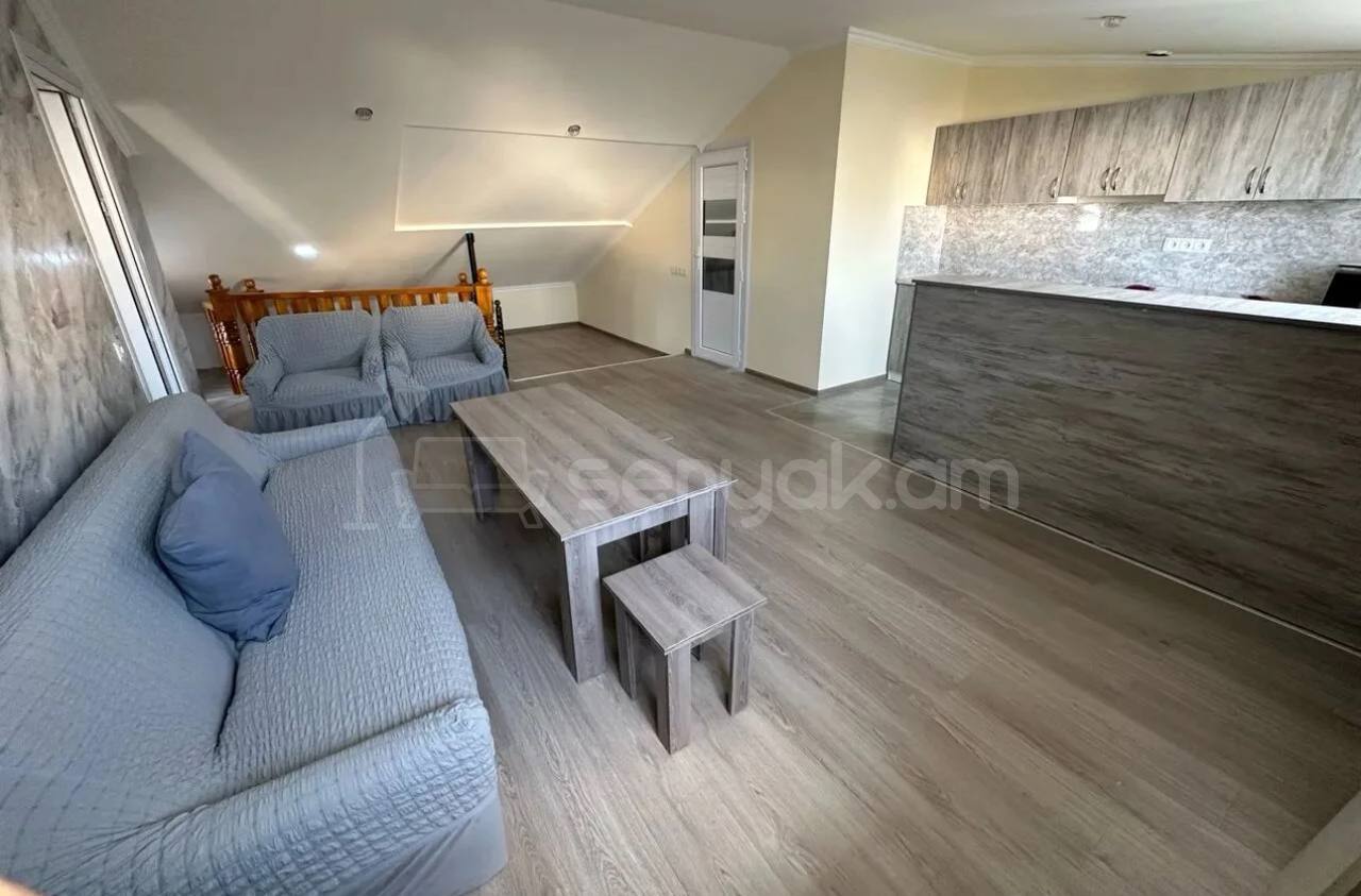 2 Սենյականոց Բնակարան Քարե Շենքում, 48քմ, 2/2 հարկ, Կապիտալ Վերանորոգված, Կահավորված, Արևկող