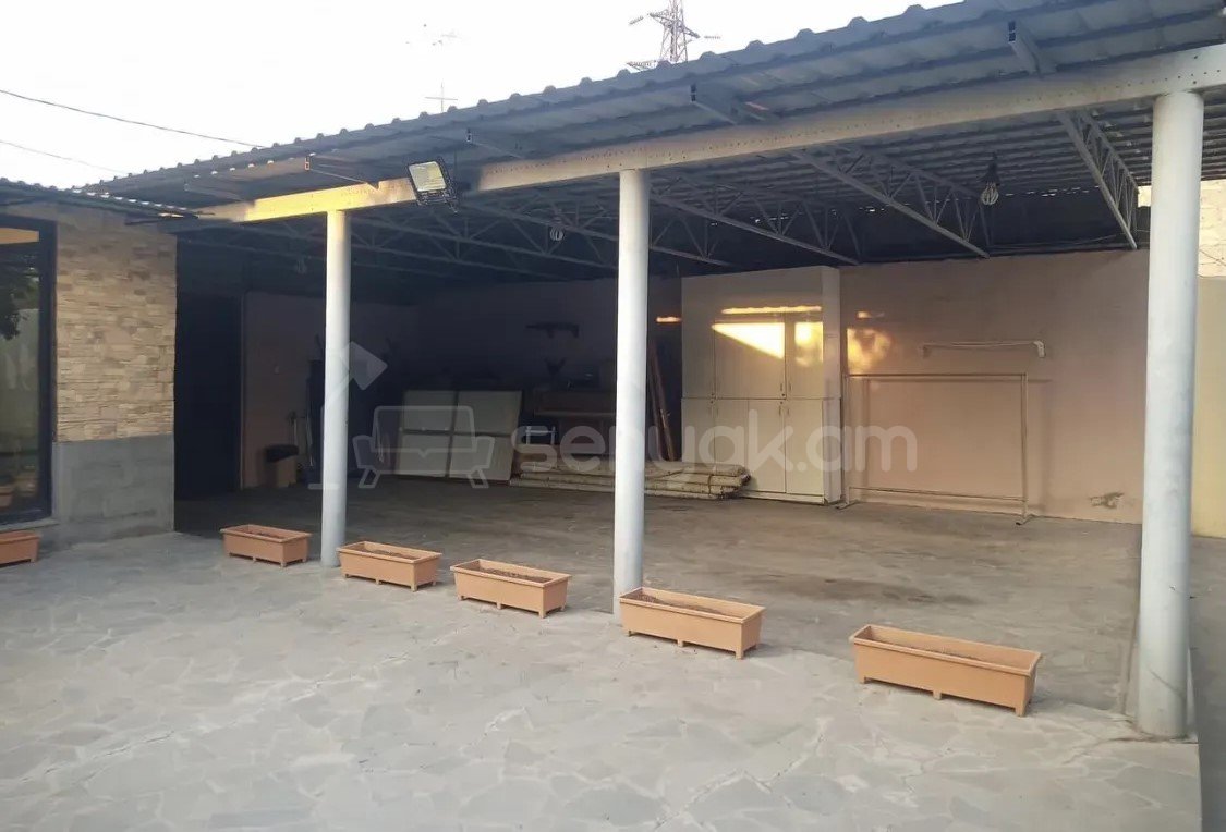 3 Սենյականոց Սեփական Տուն, 65քմ, Կապիտալ Վերանորոգված, Ավտոտնակով