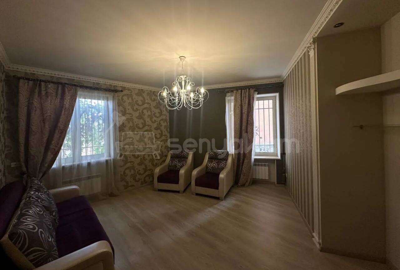 2 Սենյականոց Բնակարան Քարե Շենքում, 60քմ, 2/5 հարկ, Կապիտալ Վերանորոգված, Կահավորված, Արևկող