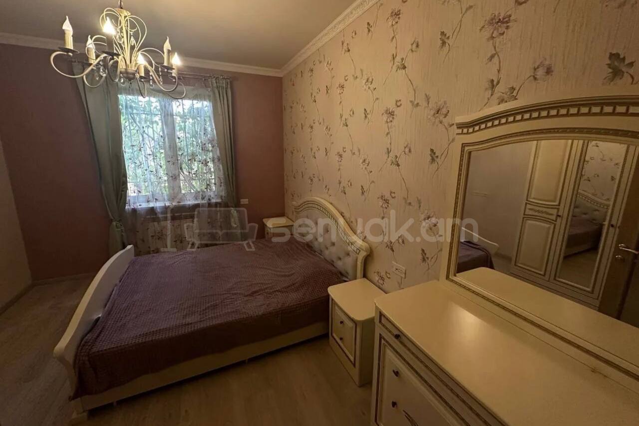 2 Սենյականոց Բնակարան Քարե Շենքում, 60քմ, 2/5 հարկ, Կապիտալ Վերանորոգված, Կահավորված, Արևկող