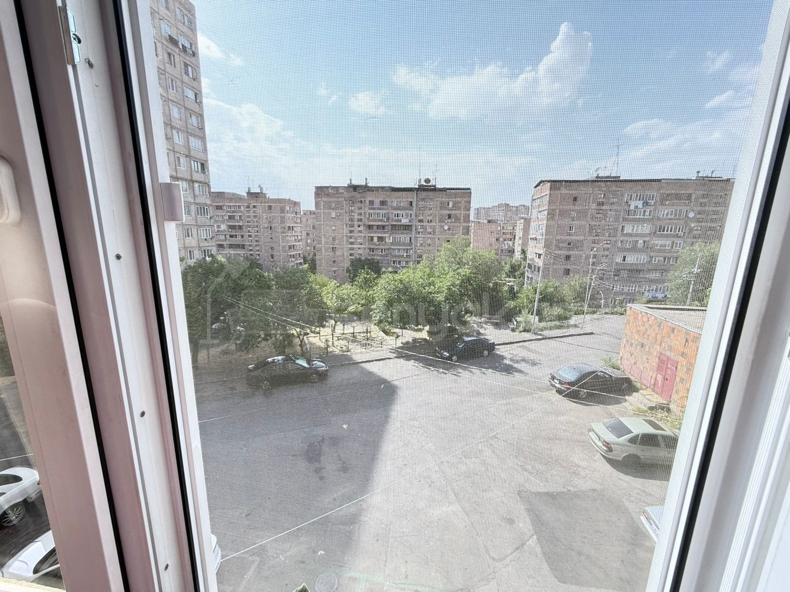 3 Սենյականոց Բնակարան, 80քմ, 3/14 հարկ, Կոսմետիկ Վերանորոգված