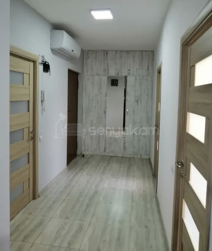 3 Սենյականոց Բնակարան, 78քմ, 5/9 հարկ, Կապիտալ Վերանորոգված, Կահավորված, Արևկող