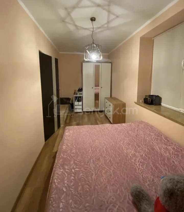 2 Սենյականոց Բնակարան Քարե Շենքում, 56քմ, 2/2 հարկ, Կապիտալ Վերանորոգված, Կահավորված