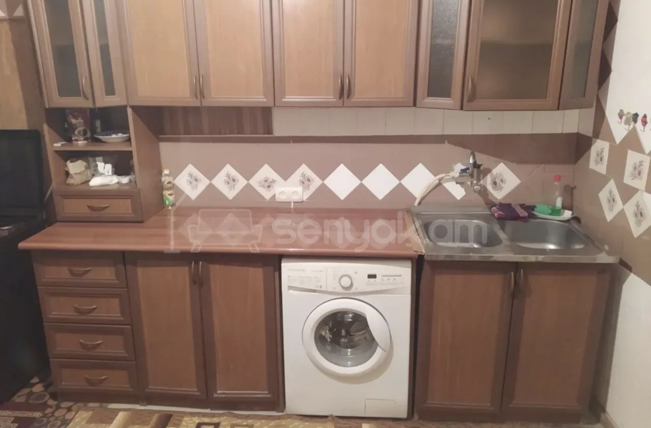 3 Սենյականոց Բնակարան, 72քմ, 7/16 հարկ, Նորմալ Վիճակում, Կահավորված, Արևկող