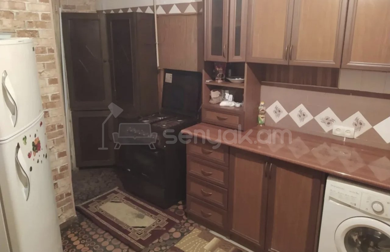 3 Սենյականոց Բնակարան, 72քմ, 7/16 հարկ, Նորմալ Վիճակում, Կահավորված, Արևկող