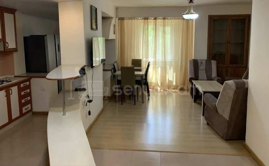 2 Սենյականոց Բնակարան, 67քմ, 5/9 հարկ, Կոսմետիկ Վերանորոգված, Կահավորված, Արևկող