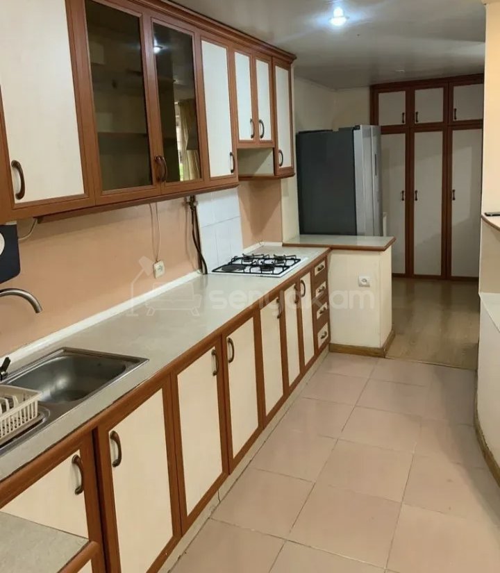 2 Սենյականոց Բնակարան, 67քմ, 5/9 հարկ, Կոսմետիկ Վերանորոգված, Կահավորված, Արևկող