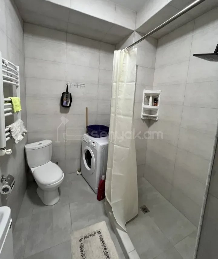 2 Սենյականոց Բնակարան Քարե Շենքում, 58քմ, 4/9 հարկ, Կապիտալ Վերանորոգված, Կահավորված, Արևկող