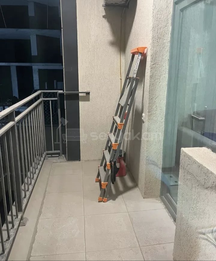 2 Սենյականոց Բնակարան Քարե Շենքում, 58քմ, 4/9 հարկ, Կապիտալ Վերանորոգված, Կահավորված, Արևկող