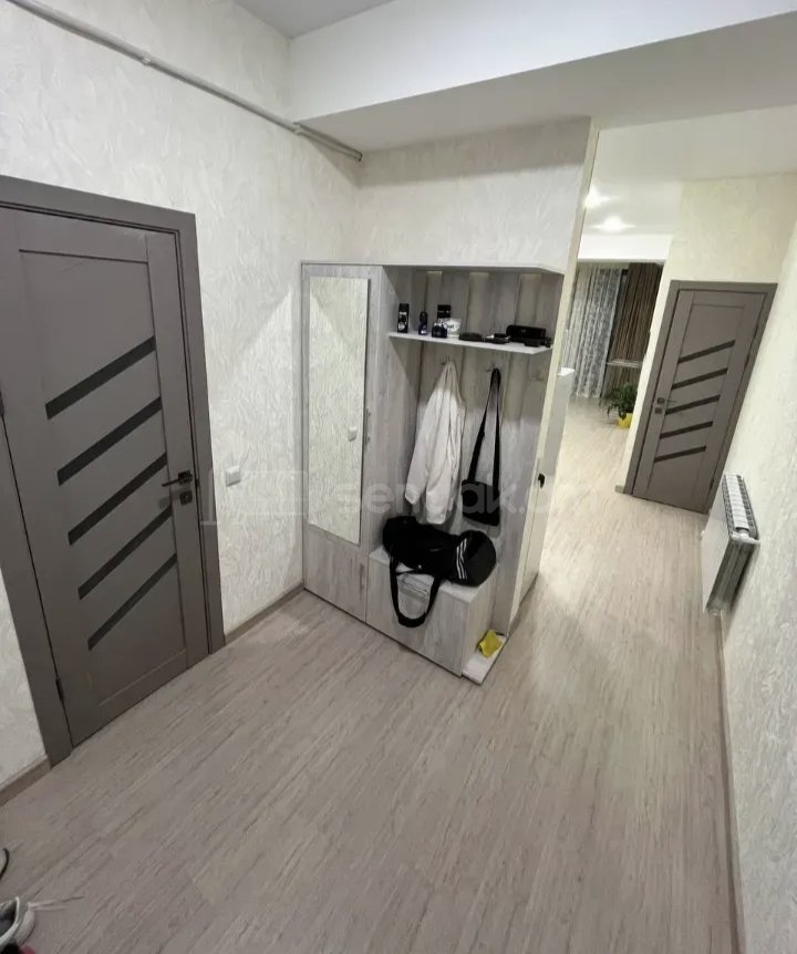 2 Սենյականոց Բնակարան Քարե Շենքում, 58քմ, 4/9 հարկ, Կապիտալ Վերանորոգված, Կահավորված, Արևկող