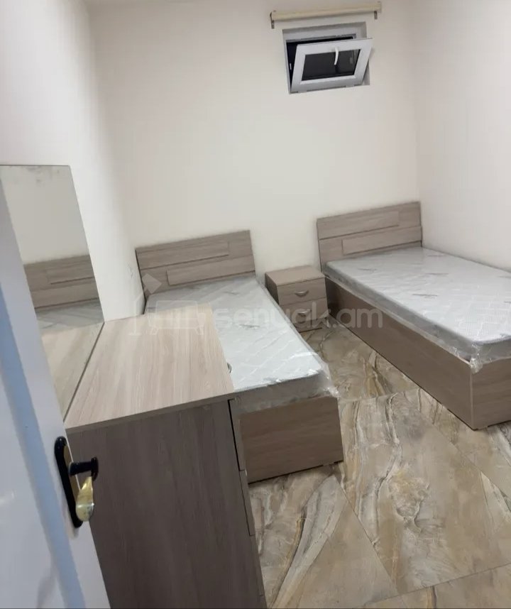 2 Սենյականոց Բնակարան Քարե Շենքում, 56քմ, 1/1 հարկ, Նորմալ Վիճակում, Կահավորված, Արևկող